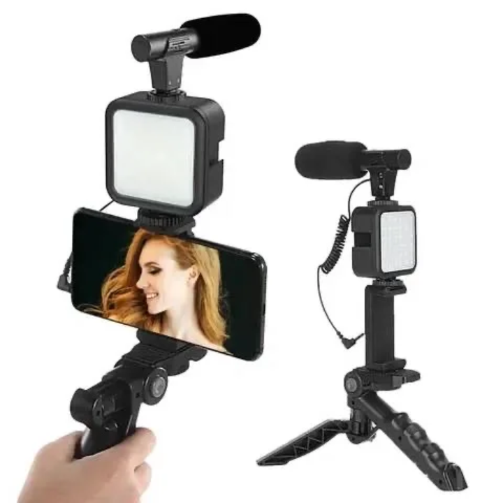 Kit de Vlogging Multifonction 3-en-1 [Trépied + Micro Directionnel + Lumière LED]